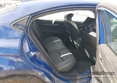 2025 Toyota Camry Se z USA, uszkodzony, nr VIN 4T1DAACK3SU082475